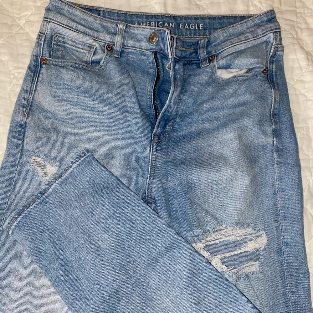 American Eagle rubbed baggy mom jeans